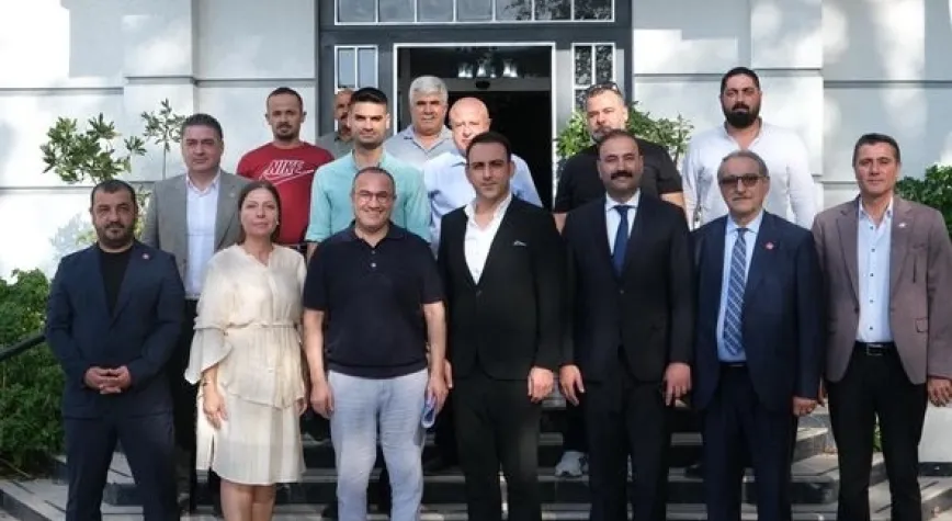 PROJELER İLE İLGİLİ BİLGİ ALIŞVERİSİ YAPILDI