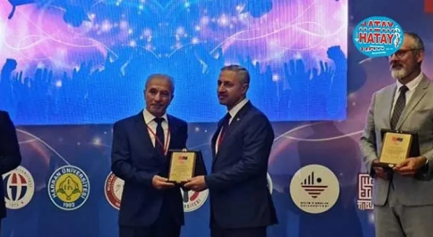 REKTÖR EREN, AÇILIŞA KATILDI