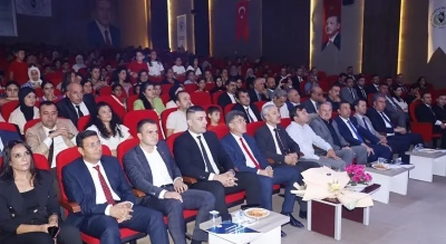 REKTÖR EREN ALTINÖZÜ’NDE ETKİNLİĞE KATILDI