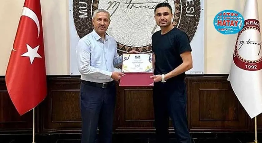 REKTÖR EREN, GÜLLE’Yİ TEBRİK ETTİ