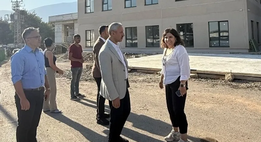 Rektör Eren Kırıkhan Öğrenci Yurdunu İnceledi