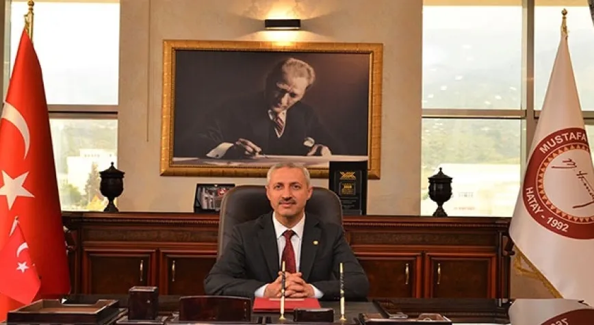  REKTÖR EREN’DEN KUTLAMA