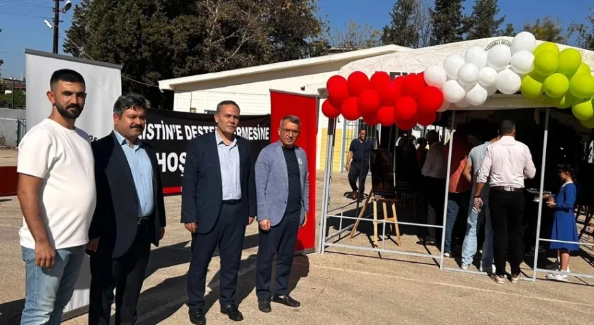 Reyhanlı’da Umuda açılan tezgahına ilgi