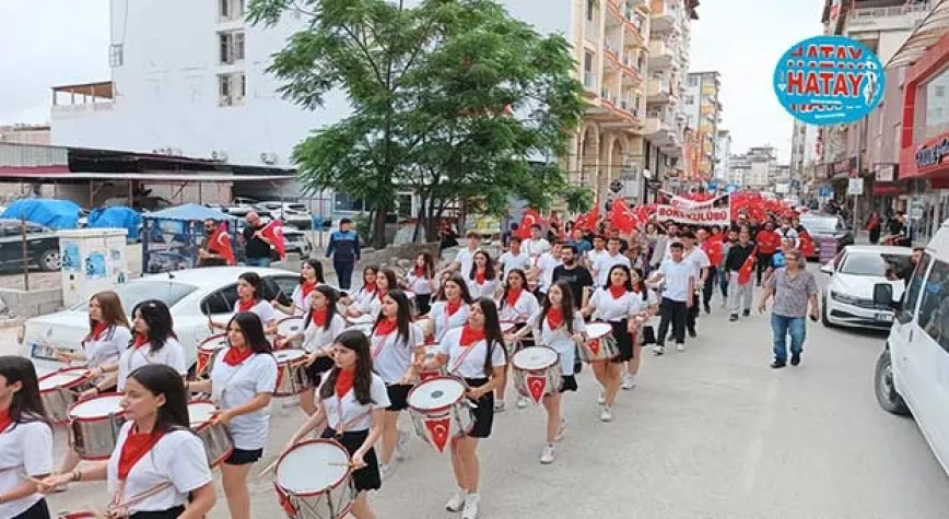 SAMANDAĞ’DA GENÇLİK YÜRÜYÜŞÜ
