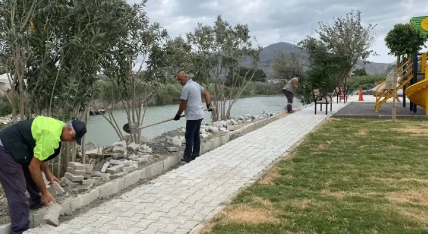 Samandağ’da Park ve Bahçeler Bakımda