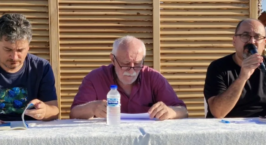 SAMANDAĞ'DA ÜÇ ŞAİRDEN SIMSICAK ŞİİR DİNLETİSİ