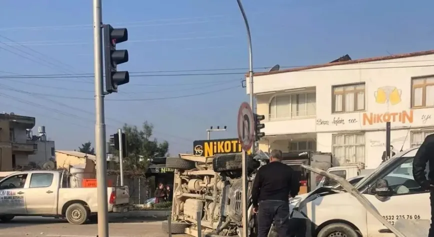 SAMANDAĞ’DA ZİNCİRLEME KAZA