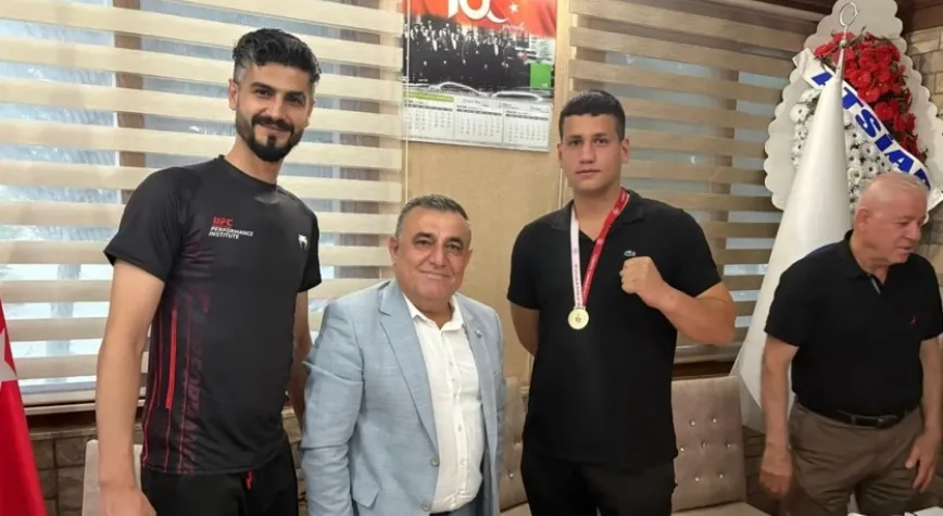 Şampiyon, Ariad’ı Ziyaret Etti