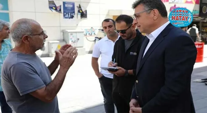 SANATSAL DOKUNUŞLA DEPREMİN İZLERİ SİLİNİYOR