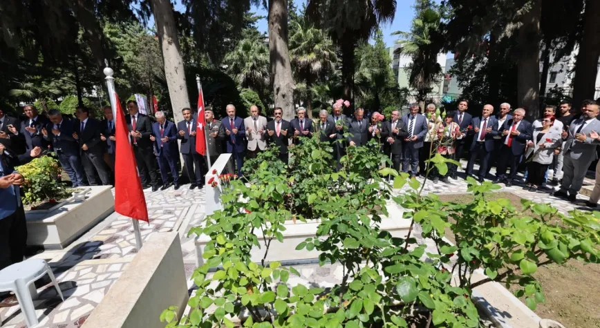 Şehit Babası ile Vali Masatlı Arasındaki Bayram Diyaloğu Duygulandırdı