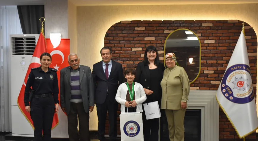 Şehit Kızına Uluslararası Başarı Tebriği