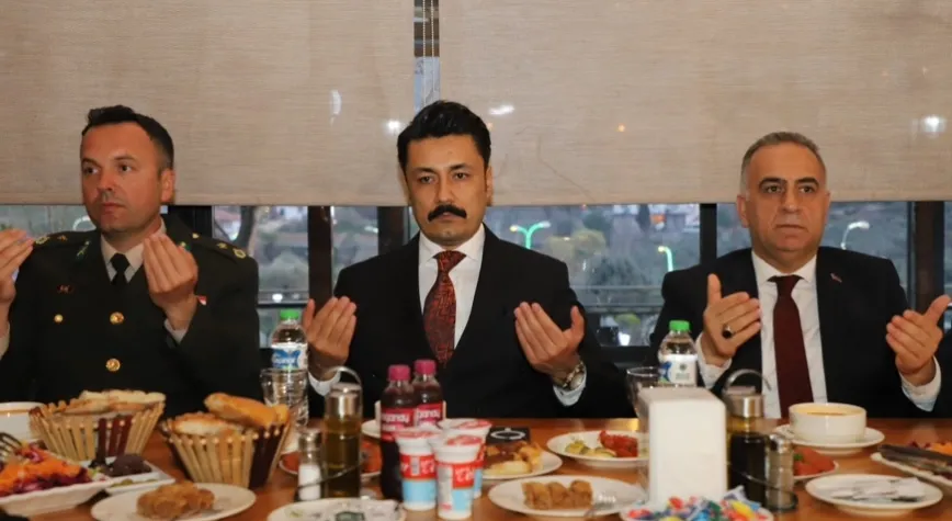 Şehit yakınlarımız ve gazilerimiz milletimizin bizlere emanetidir
