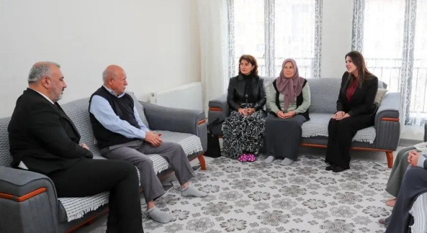 Şehitlerimizin Emanetleri Başımızın Tacıdır