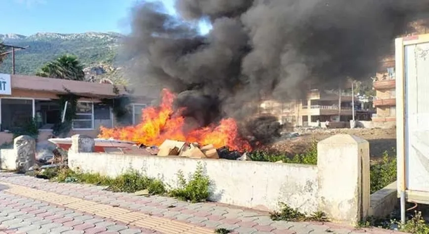 SIÇRAYAN ALEVLER TEKNEYİ KÜL ETTİ