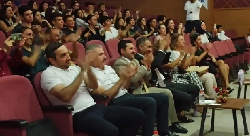 SİMYA 30'UNCU YAŞINI ÖĞRENCİLERİYLE KUTLADI