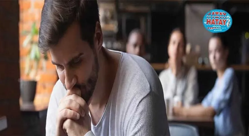 Sosyal Fobi Nedir ve Sosyal Fobi Belirtileri Nelerdir?