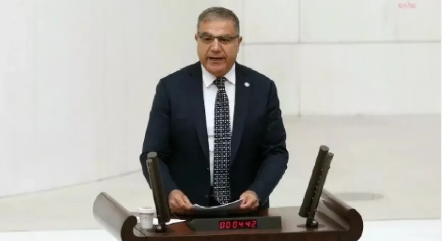 SUUDİ ARABİSTAN'DA DEPREMZEDE ÇOCUKLAR OKULLARA ALINMIYOR