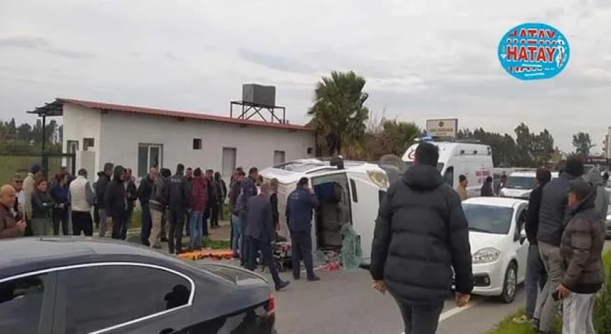 Tarım işçilerini taşıyan minibüs TIR’la çarpıştı