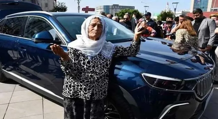 TOGG'A VATANDAŞLARIN İLGİSİ YOĞUN 