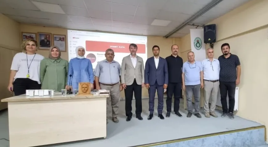 Topçu Öğrencilerle Buluştu