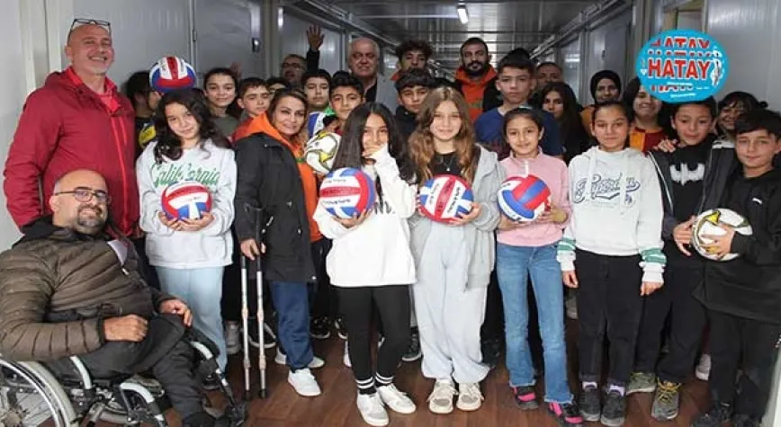 TOSYALI İSKENDERUN ENGELLİLER SPOR KULÜBÜNDEN 100. YIL ORTAOKULUNA SPOR MALZEMESİ