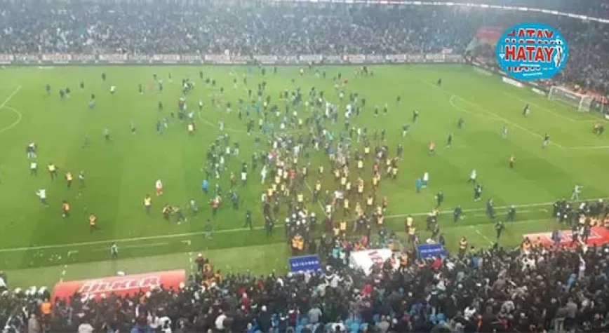 Trabzonspor - Fenerbahçe maçının disiplin sevkleri haftaya kaldı