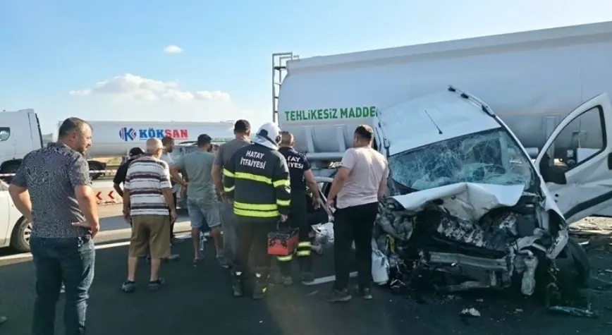 TRAFİK KAZASINDA 3 KİŞİ YARALANDI