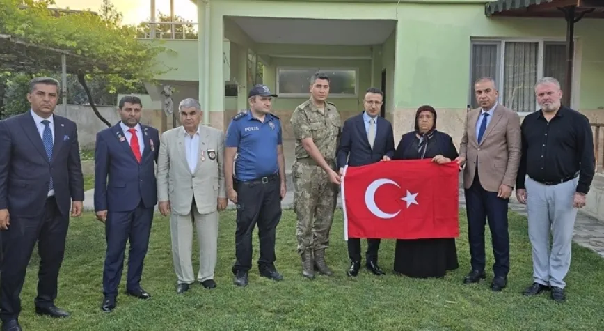Tüm Şehitlerimizi Özlemle Anıyoruz