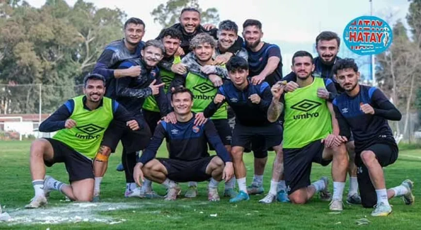 TURUNCU MAVİLİLERDE DOĞUMGÜNÜ HEYECANI