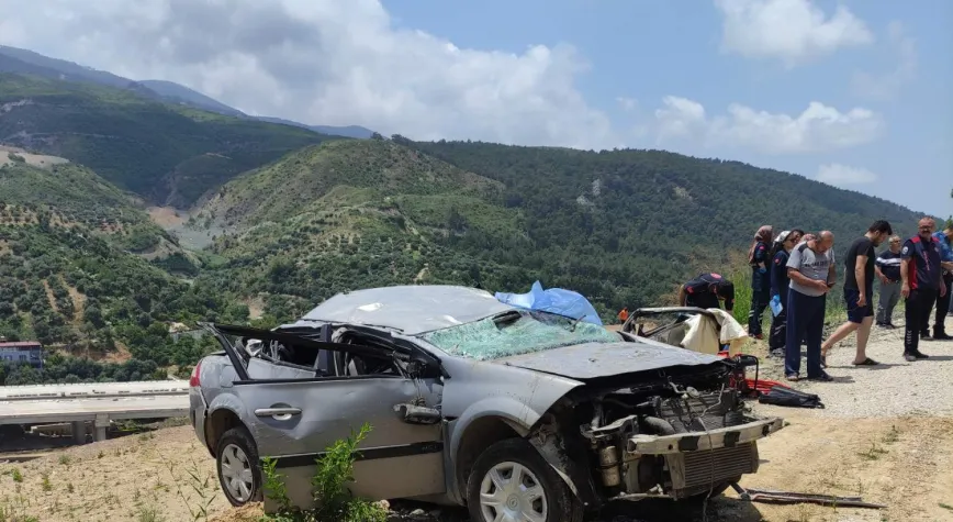 Uçuruma Yuvarlanan Otomobilin Sürücüsü Hayatını Kaybetti