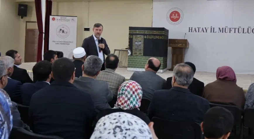 Umreye Gidecek Umre Yolcuları İçin Eğitim Semineri Düzenlendi