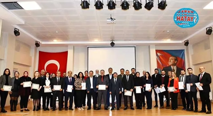 ÜSTÜN BAŞARI BELGESİ İLE ÖDÜLLENDİRİLDİLER