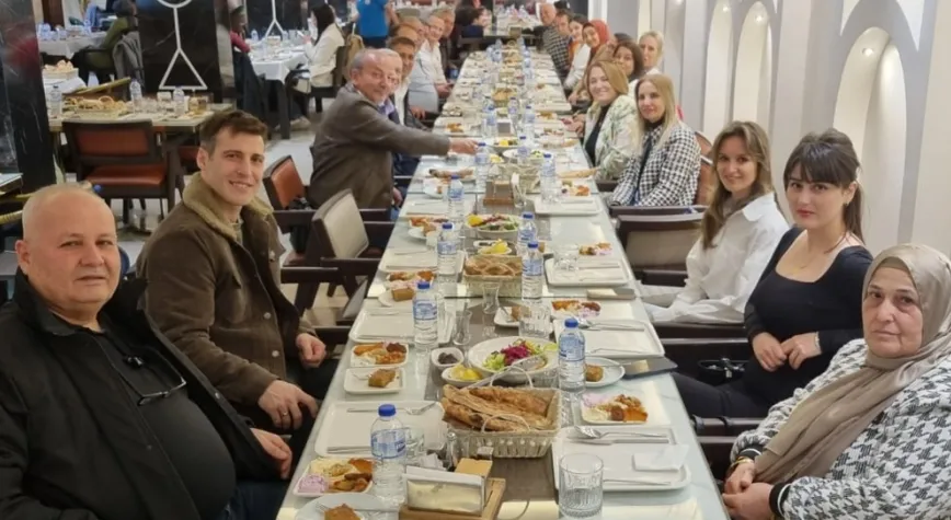 Üyeler İftar Yemeğinde Buluştu