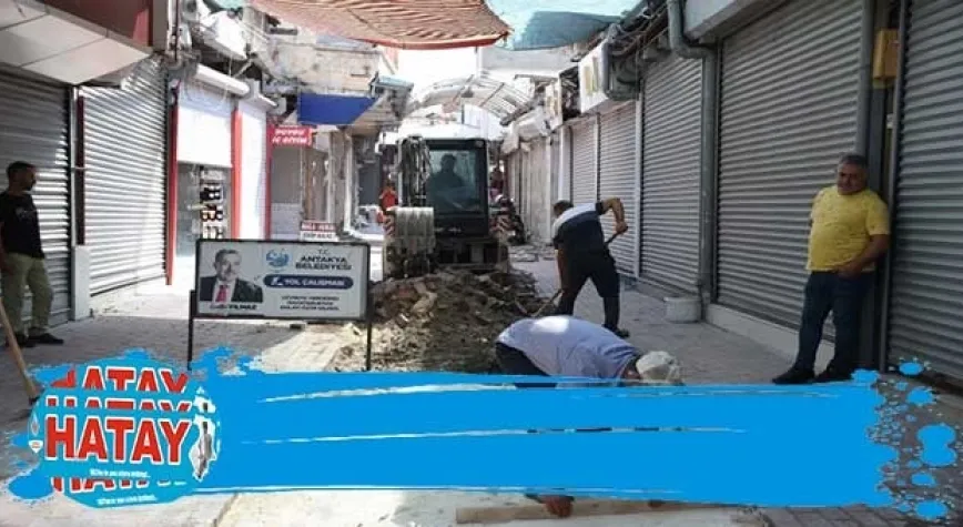 UZUN ÇARŞIDA YOLLAR YENİLENİYOR 