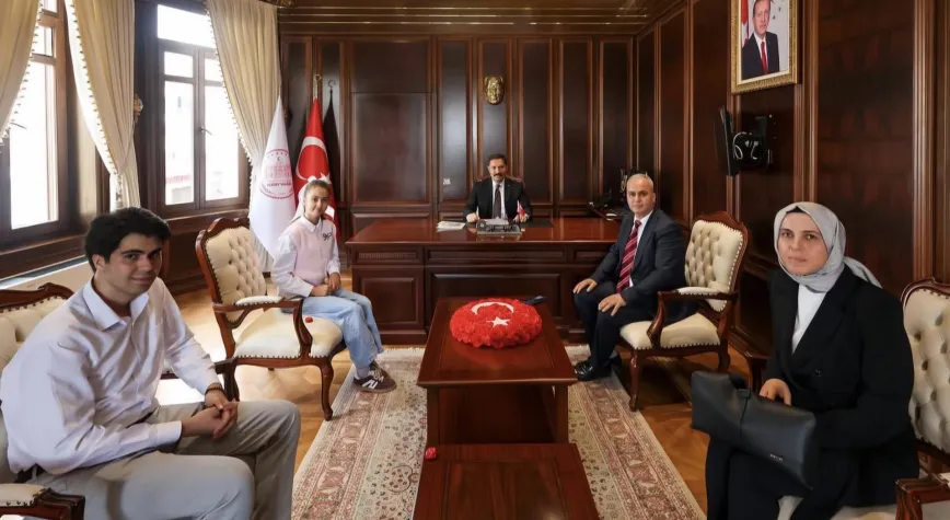 Vali Masatlı, Genç Yazar Beren Bilgin’i Kabul Etti