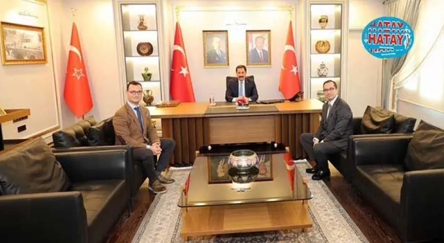 VALİ MASATLI KONUKLARINI AĞIRLADI