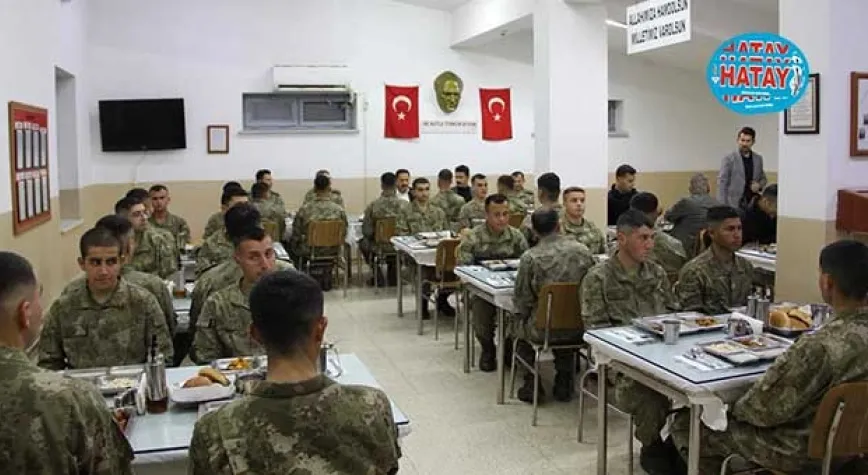 VALİ MASATLI SINIRDA İFTARINI YAPTI