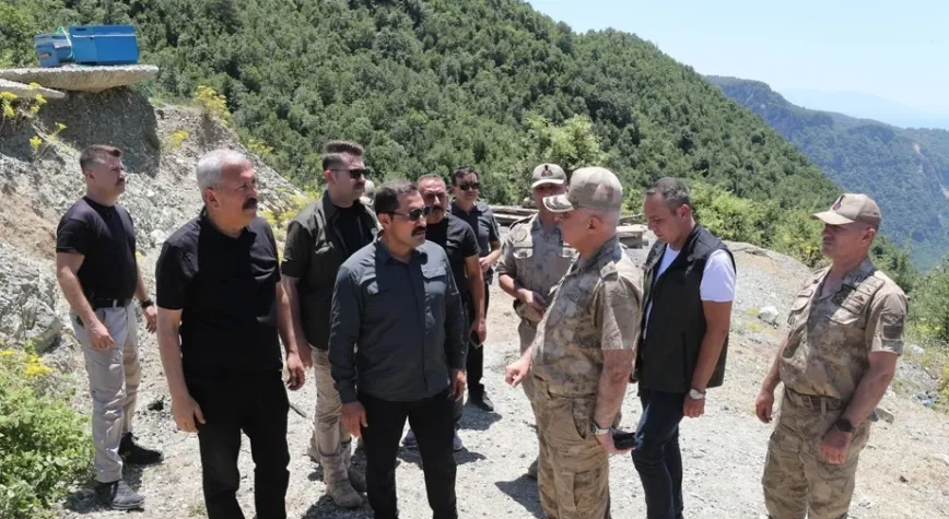 Vali Masatlı Yangın Sönene Dek Bölgeden Ayrılmadı