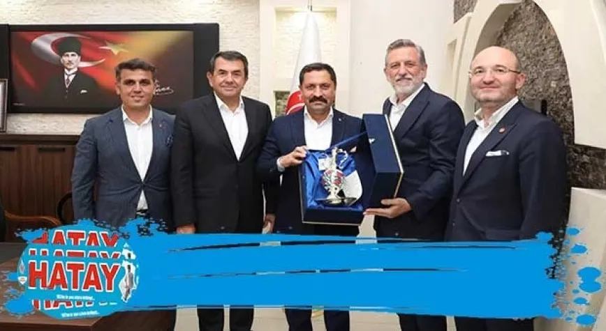 Vali Masatlı ziyaretçilerini ağırlıyor