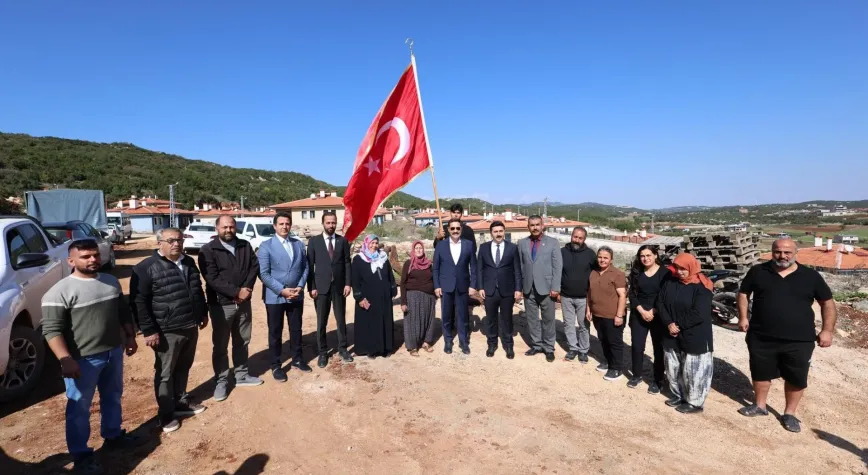 Vali Masatlı’ya Kışlak’ta Türk Bayraklı Karşılama