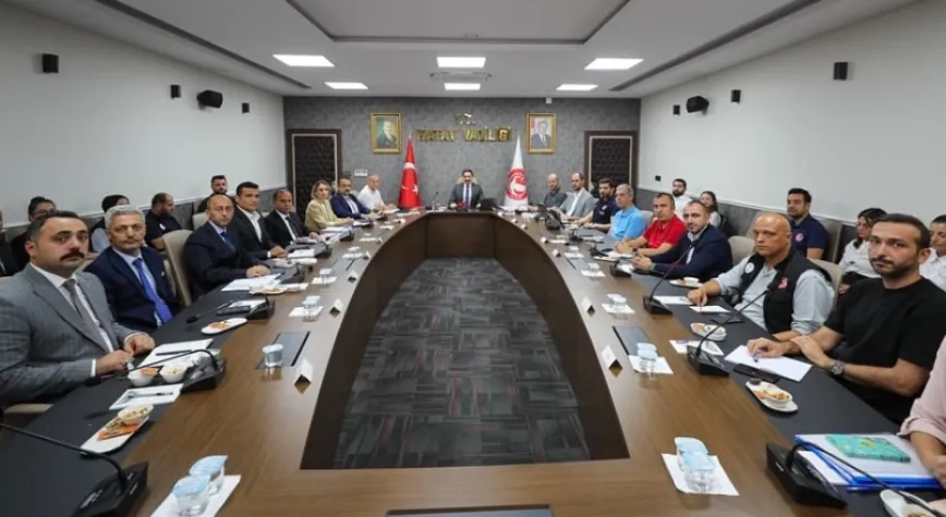Valilikte değerlendirme toplantısı