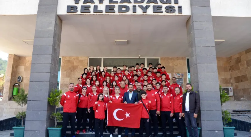 Yalçın’dan Milli Sporculara Destek