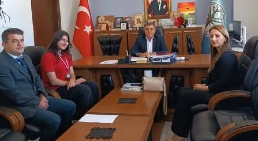 Yaşar Başarılı Öğrencileri Ağırladı