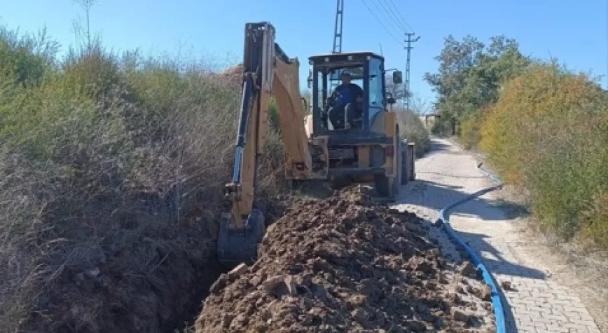 YAYLADAĞI GÜRIŞIK’TA ESKİMİŞ ŞEBEKE YENİLENİYOR
