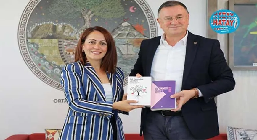 Yazar Derya Arslan’dan Başkan Savaş’a Ziyaret