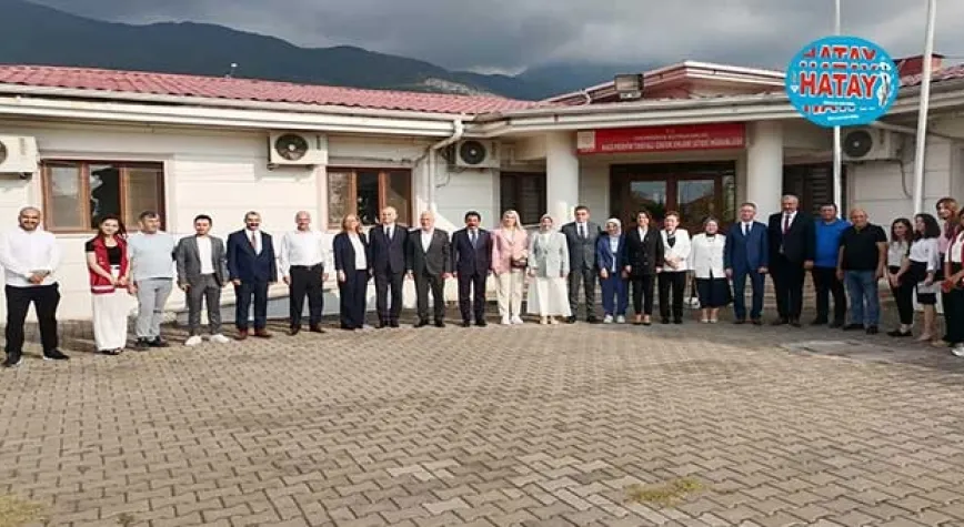 YENİGÜN SEVGİ EVİNDE ÇOCUKLARLA KUCAKLAŞTI