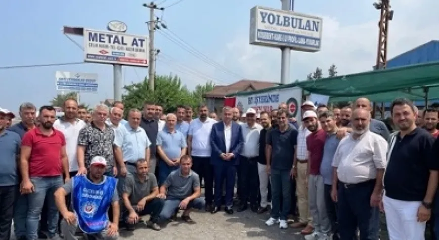 YEREL SİYASİ YÖNETİCİLERDEN GREVDEKİ İŞÇİLERE ZİYARET