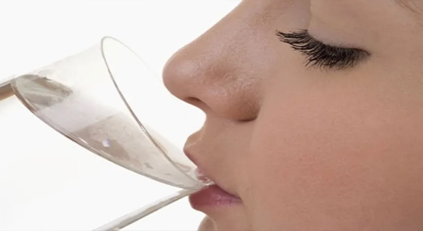 YETERLİ SIVI ALINMAMASI BU HASTALIKLARI TETİKLİYOR !