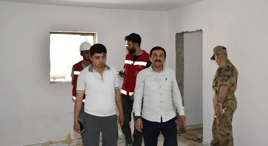 Yılmaz, 2. Etap Toki Konutlarını İnceledi