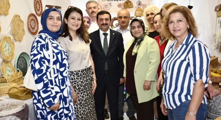 Yılmaz: Sergiler Moral Kaynağı Oluyor